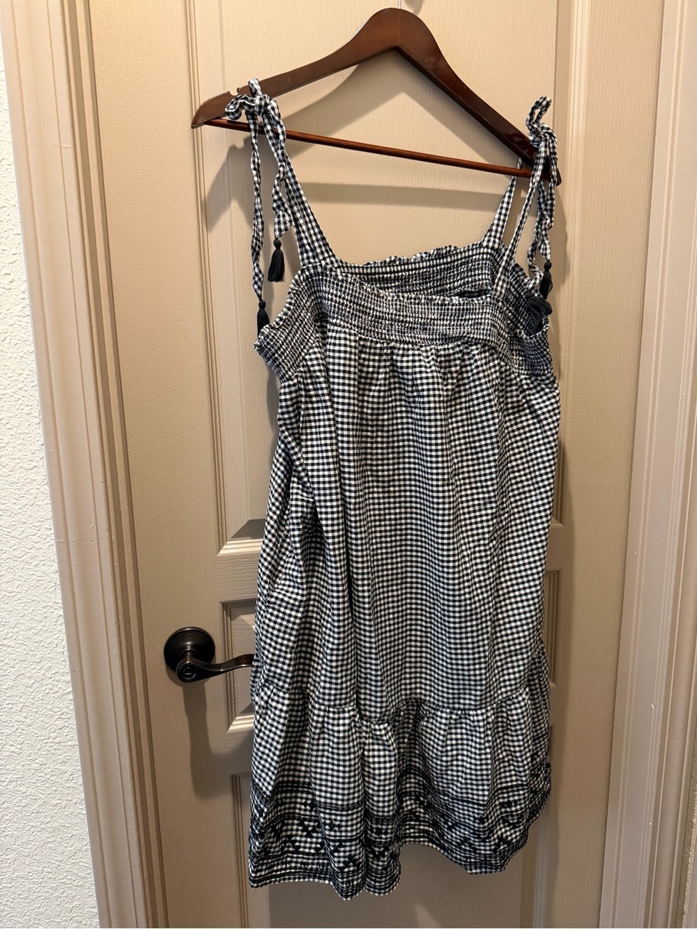 Old Navy Black & White Gingham Tie-Shoulder Midi Dress